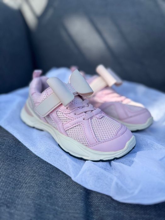 Кросівки Zara 28 розмір як нові 17,5 устілка