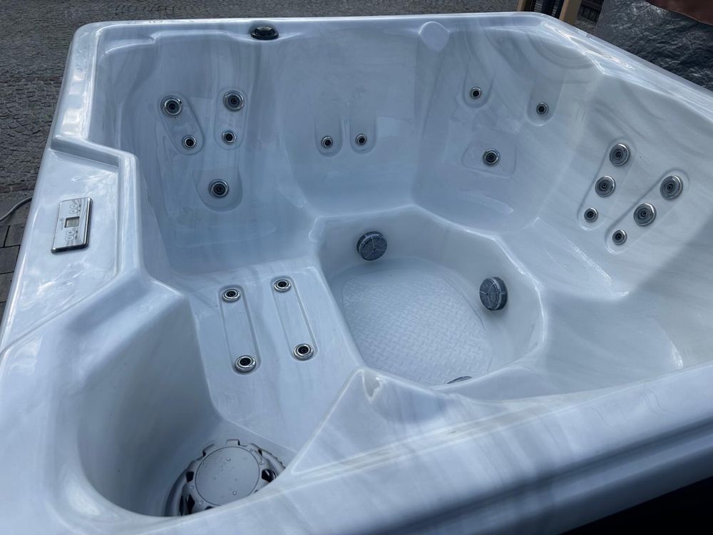 Jacuzzi ogrodowe Gecko, 200x200