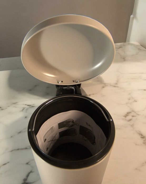 Kosz łazienkowy Wenko Leman Matt 3L beżowy