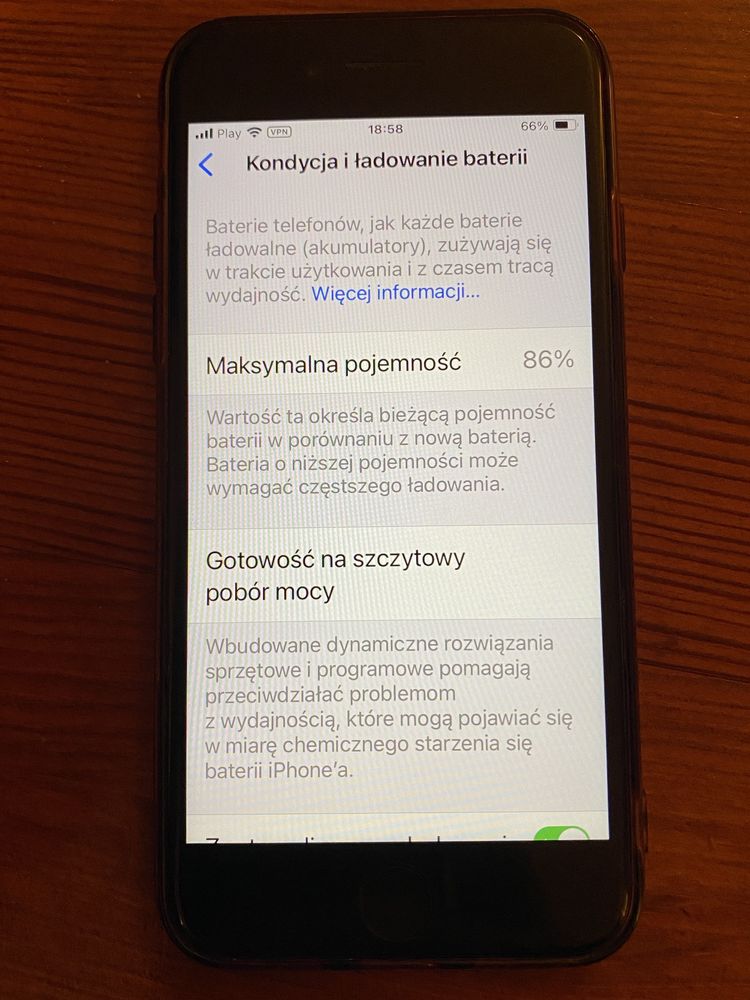 iPhon SE 2020 64 GB w kolorze czerwonym