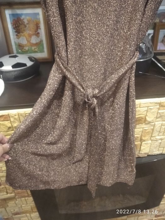 Платье нарядное 46 р. люрекс