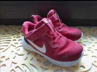 Nike revolution r 26