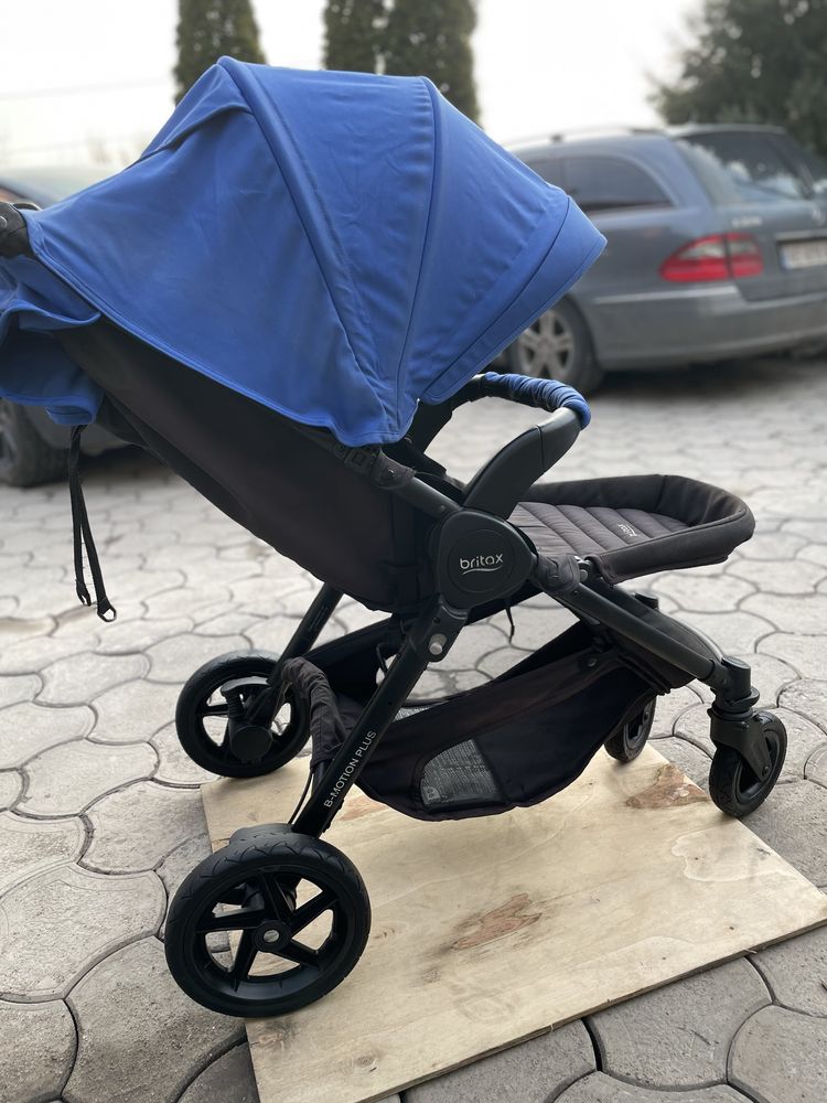 Продам коляску britax b motion 4 plus