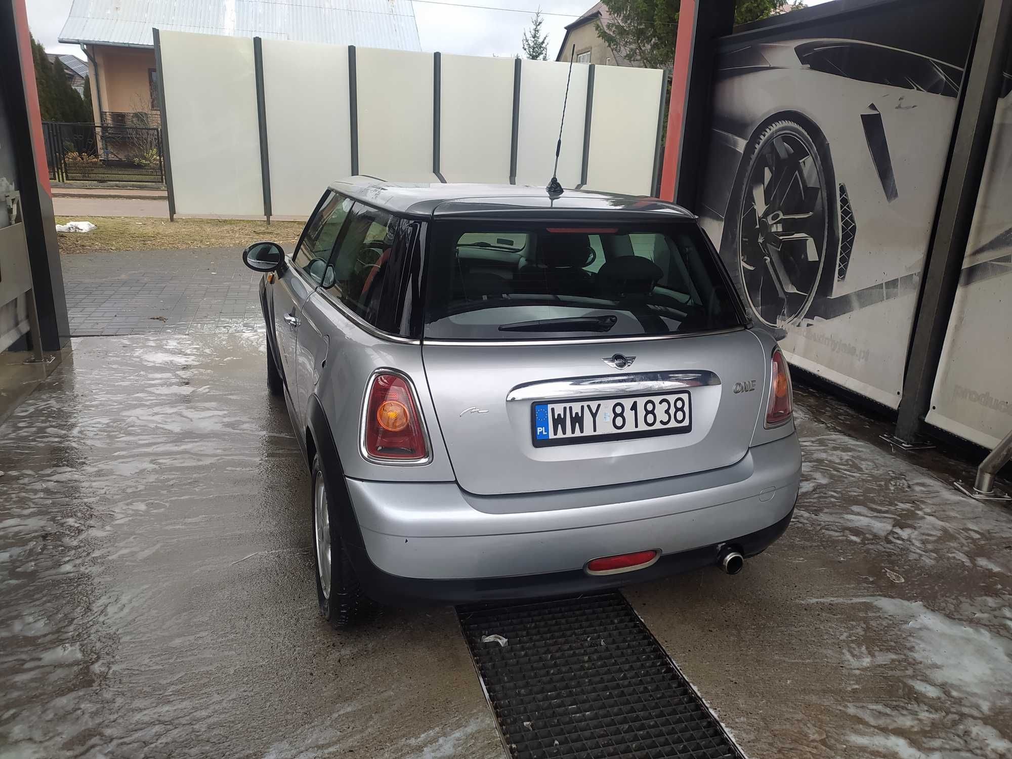 Mini cooper r56. 1.4 benzyna