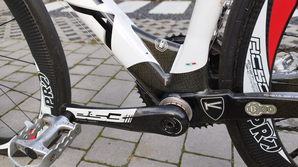 Rower szosowy carbon Kuota Kom Pro Team Edit