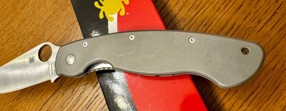 Spyderco military TI