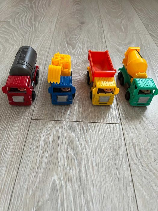 Набір машинок 4 шт