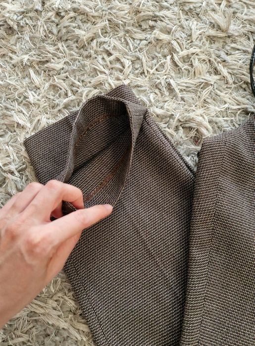 Brązowe spodnie w kratę joggery eleganckie tkaninowe Tatuum Juliana