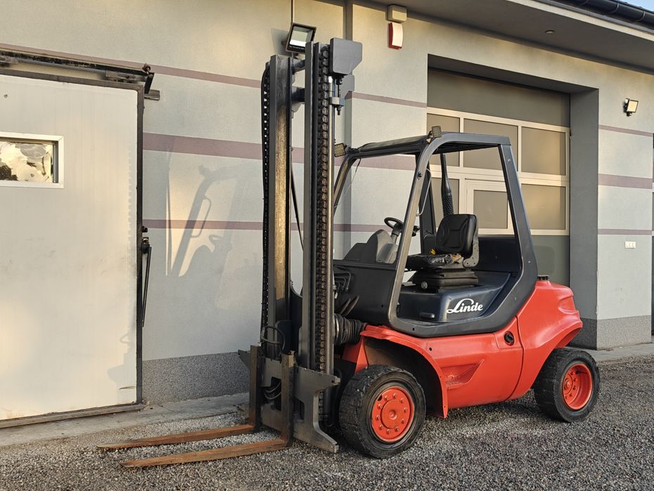 Wózek widłowy Linde H45D-04 4.5T Diesel Perkins Podnosi 4m