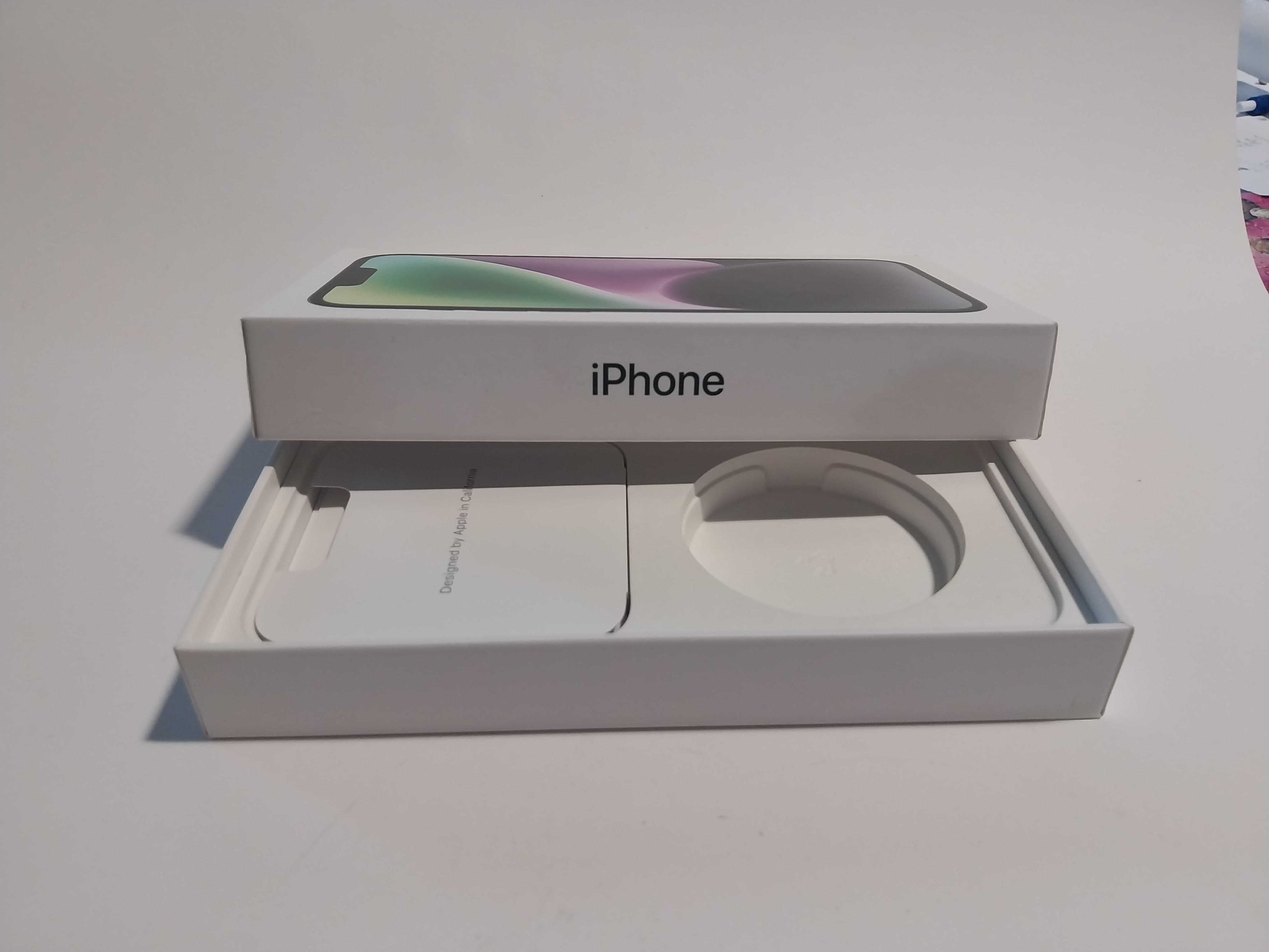 Caixa de IPhone 14 plus