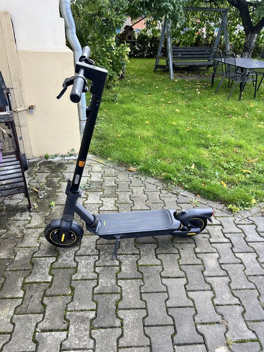 Sprzedam hulajnogę Segway Ninebot Max G2