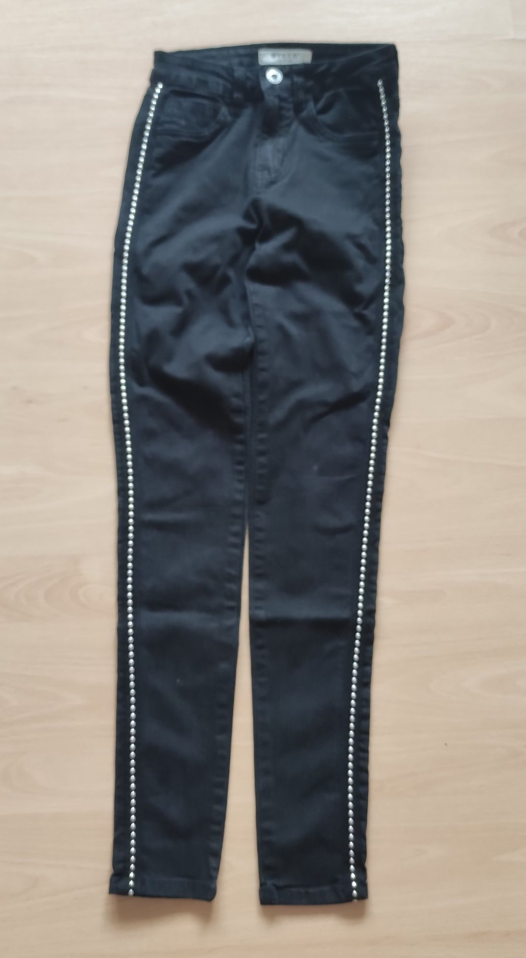 Jeansy Sixte skinny ćwieki r.XS czarne