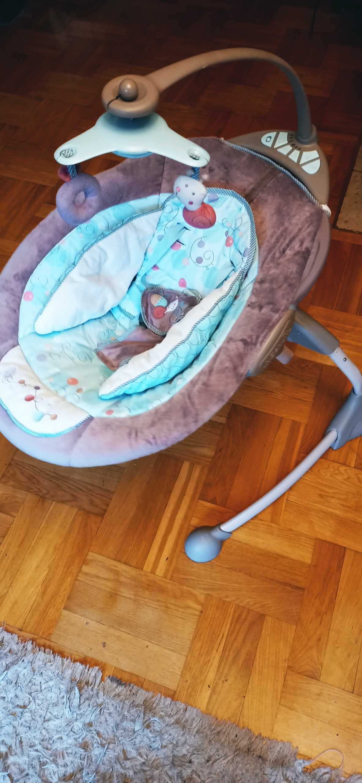 huśtawka hybrydowa ingenuity do zasypiania dla dziecka