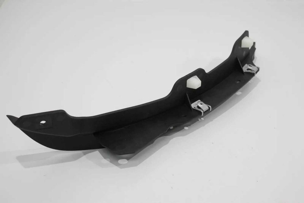 Спойлер бризковик колеса Audi A4 B8 Audi Q5