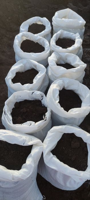 Доставляем чернозем высшего качества.в мешках и россыпью.