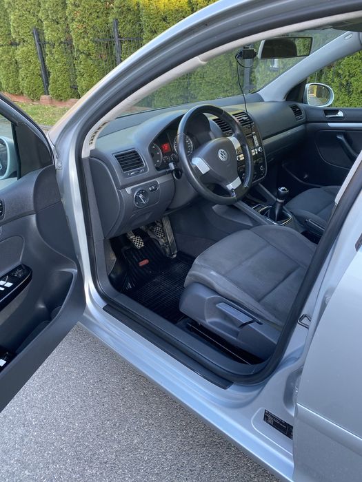 Продам Гольф 5 2005 рік 2.0 дизель на 140 к/с для ЗСУ або Волонтерских