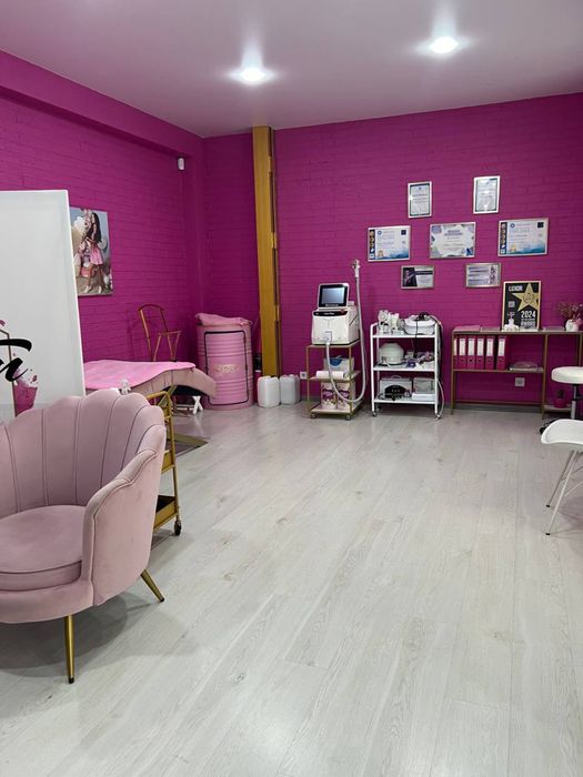 Аренда салона красоты в центре на красной линии