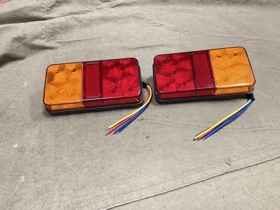 Задние фонари на спецтехнику прицеп