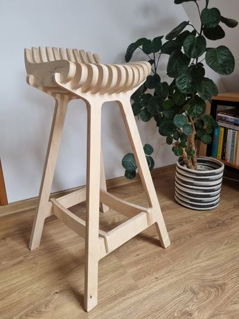 Hoker krzesło stołek barowy drewniany