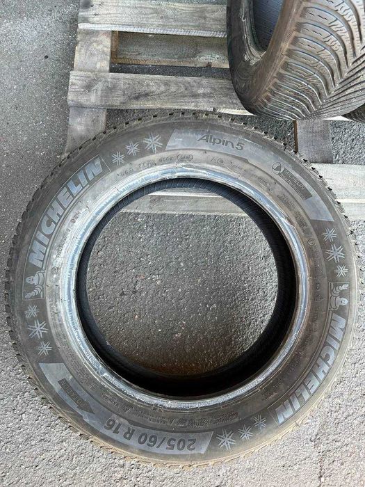 Шини 205 60 16 Michelin зима