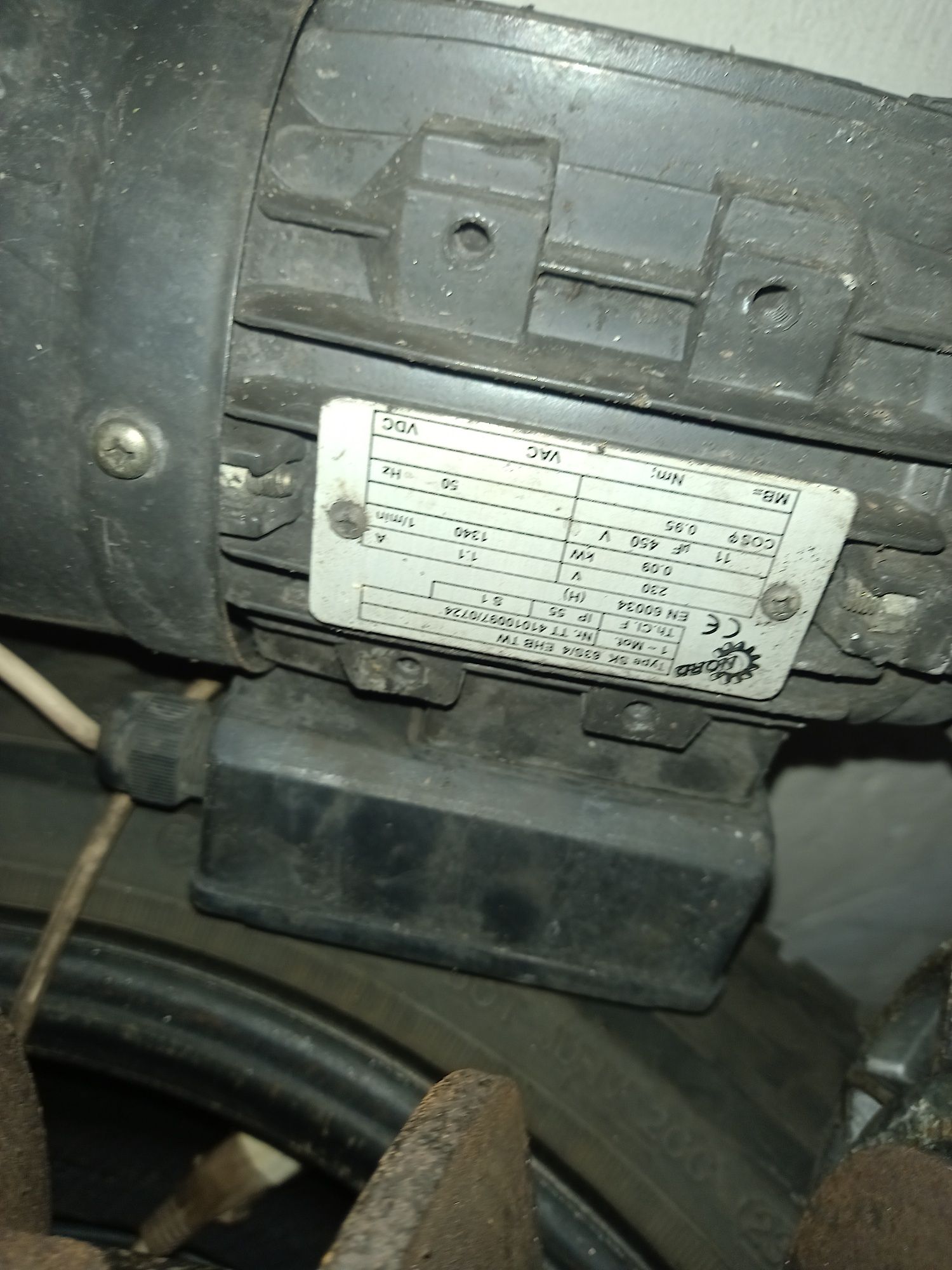 Motoreduktor pieca sas groeco
