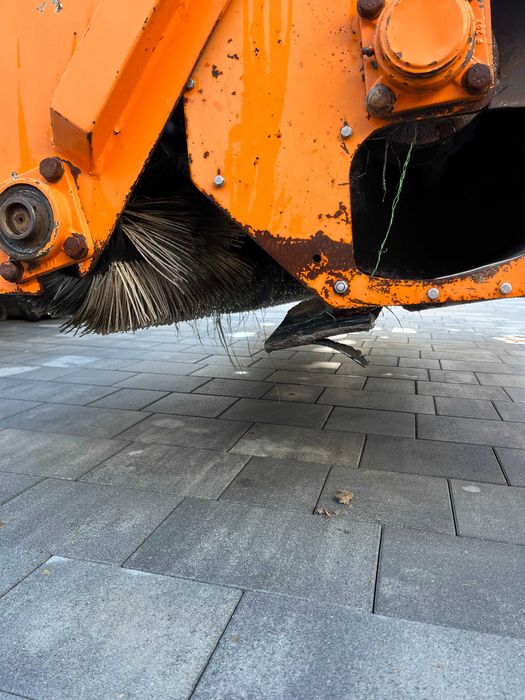 Zamiataka Wirnikowa blust Plug