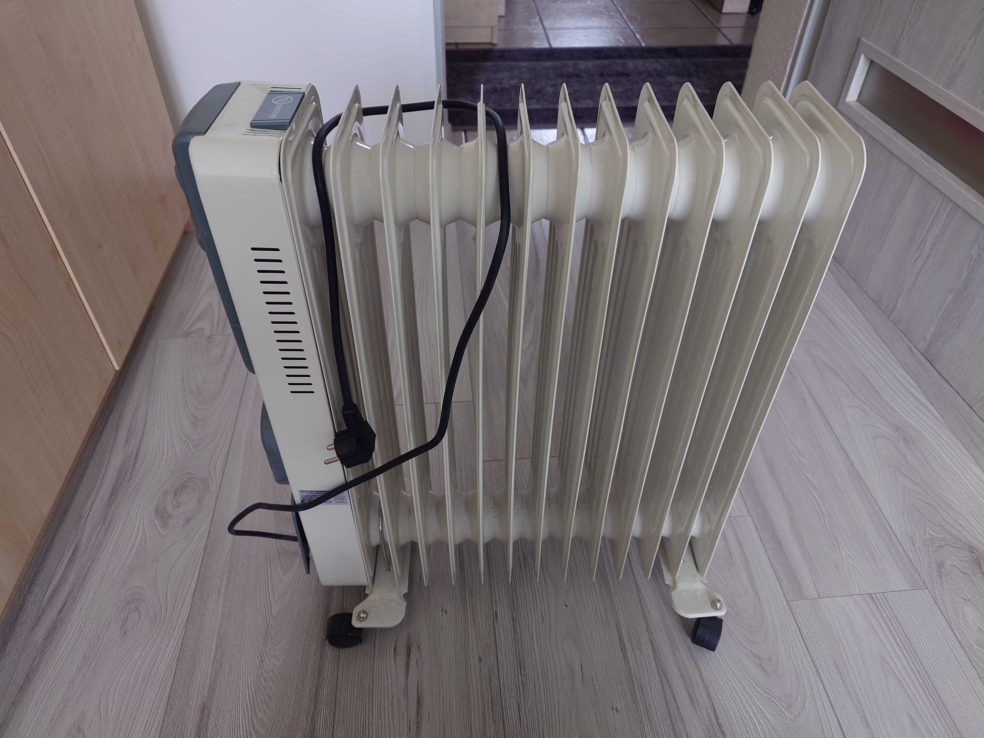 Grzejnik elektryczny olejowy GOTEL Turbo 2500W + 400W