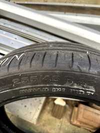 Pneus continental 255/45 r22 e 285/40 r22