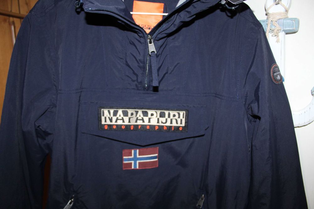 Анорак, куртка, Napapijri, Италия, р XL, на 50, новая, скидка
