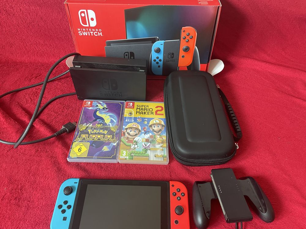 Konsola Nintendo Switch V2 + 2 gry(Super Mario Maker 2,Pokémon Violet)