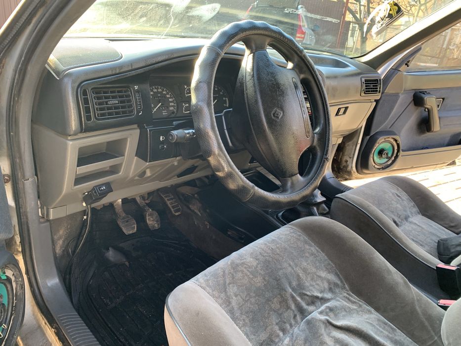 Рено 19 с газом переоформлениє через дію