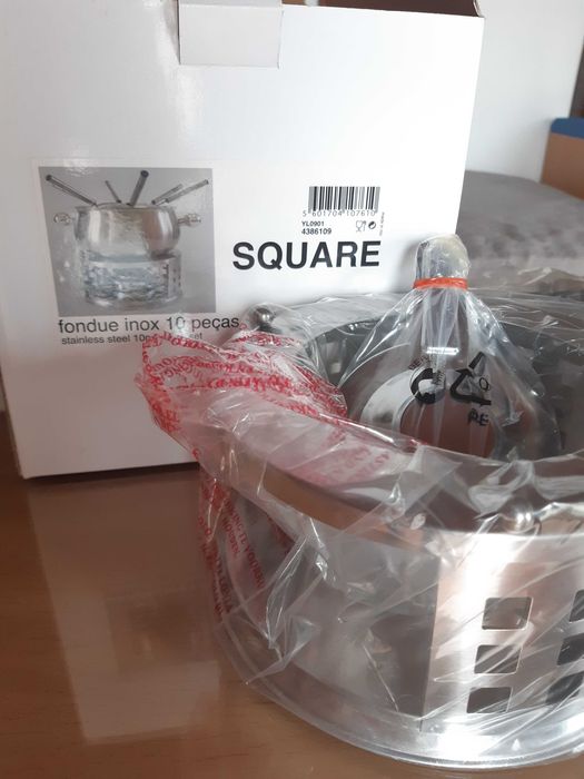 Fondue em inox sem uso