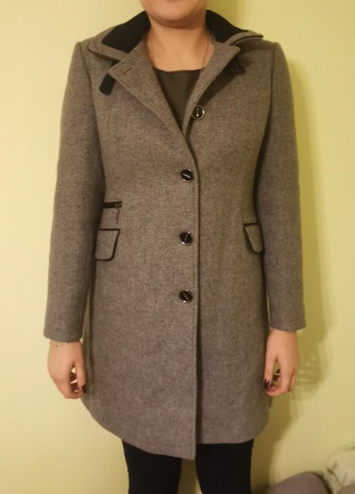 Wełniany płaszcz damski Riverine Julia rozmiar 40