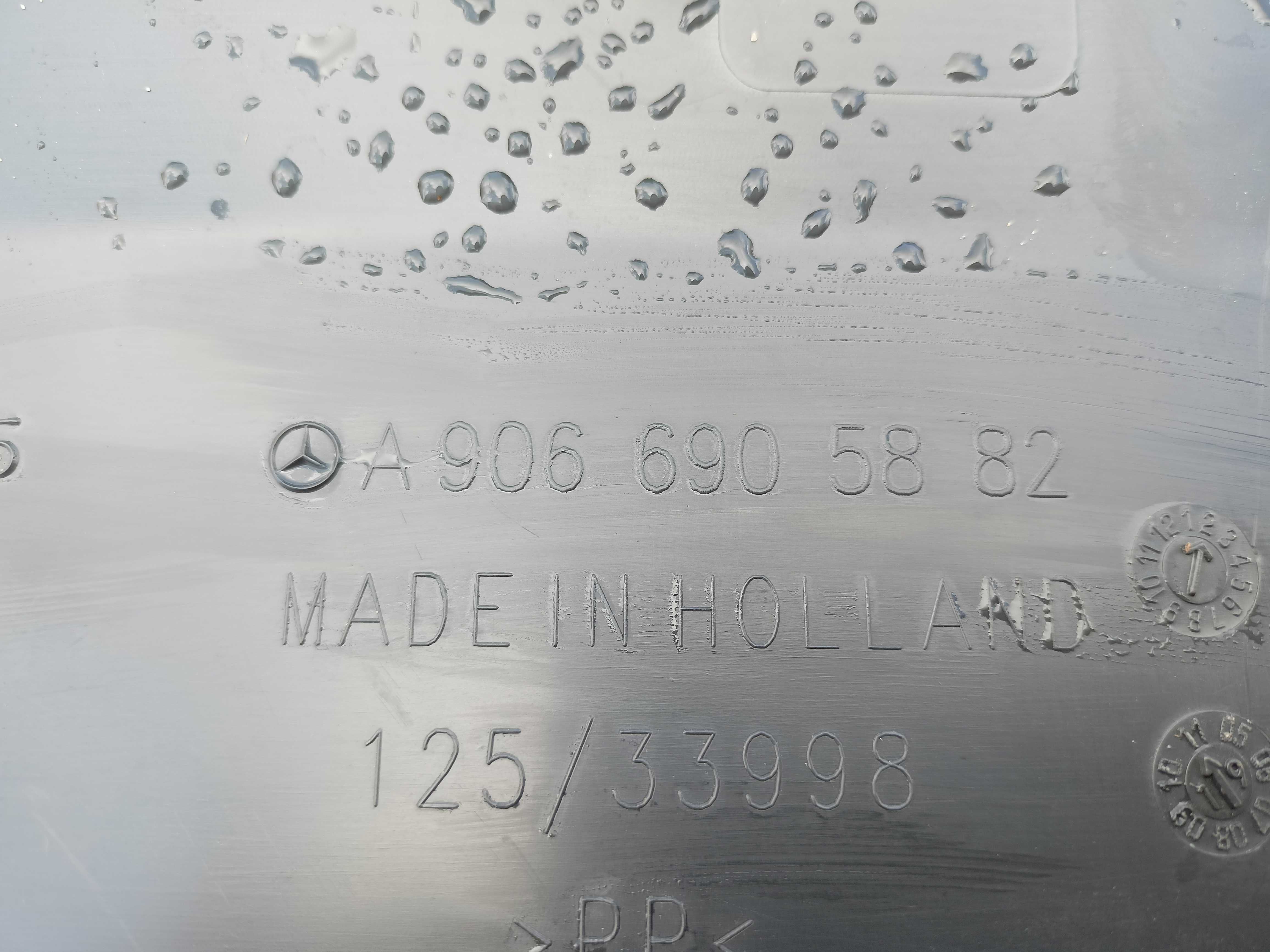 Mercedes Sprinter 906 Crafter listwa boczna prawy tył prawa tylna org