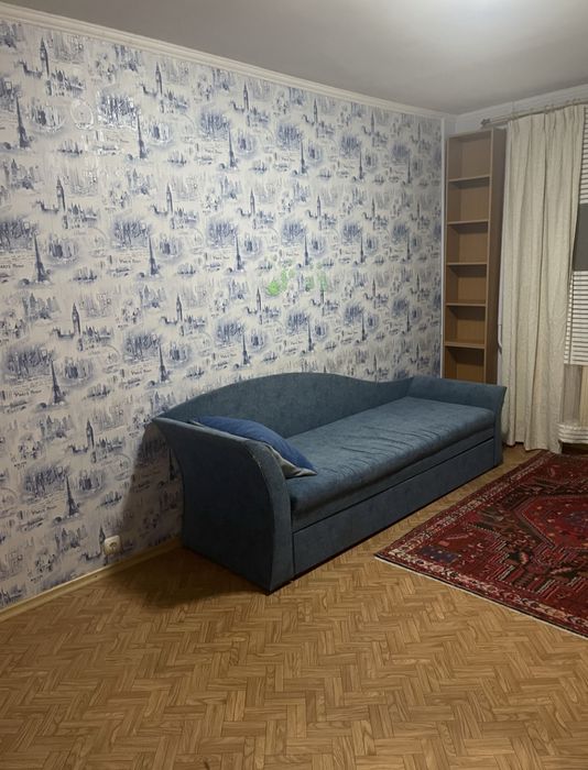 Здається 2 кімнатна квартира на Луначарського