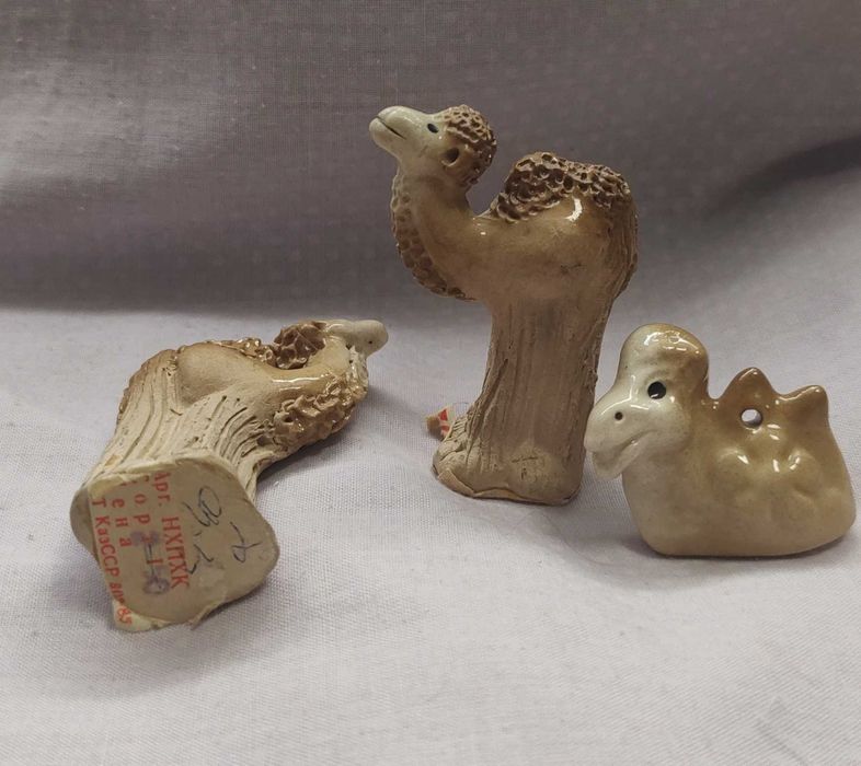 Статуэтки , солонки