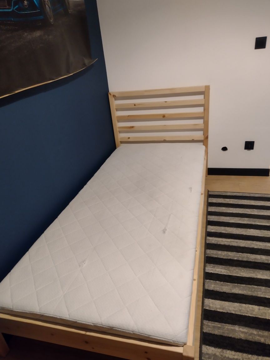 Łóżko Ikea sosna 90x200 cm plus gratis materac