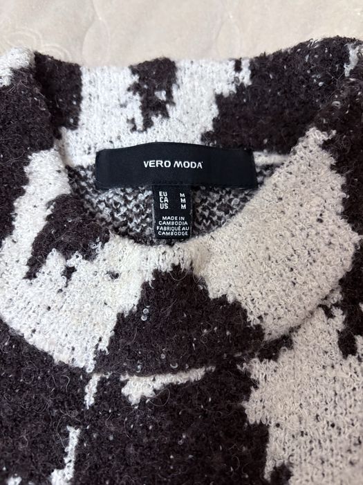 Светри з принтом