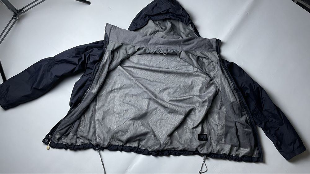 Вітровка The North Face / L