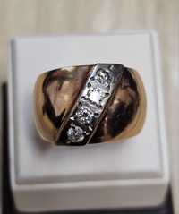 Золотий перстень, кольцо, каблучка, 583 проба СССР. Діаманти.