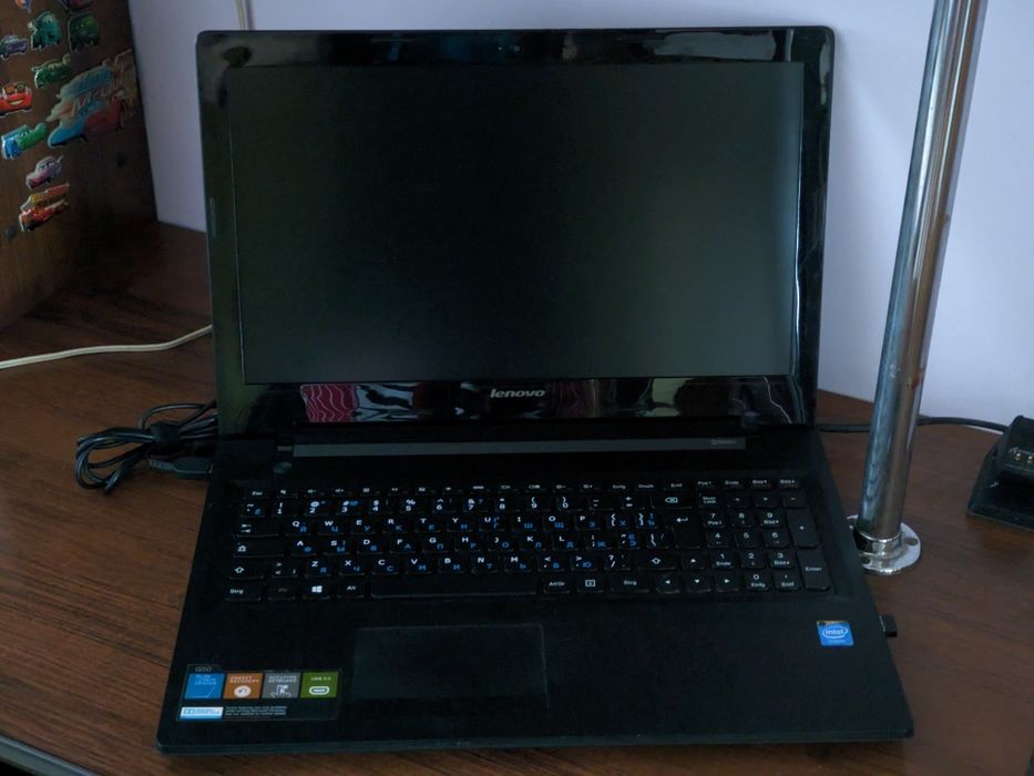 Lenovo G50-30 / 15,6" / 4GB DDR3 / 128GB SSD