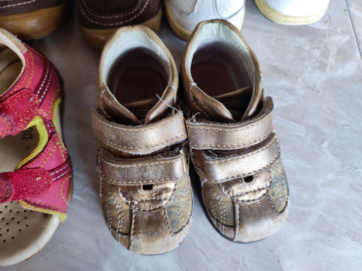 Детская обувь комплект