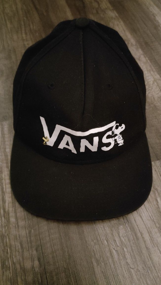 świetna czapka VANS