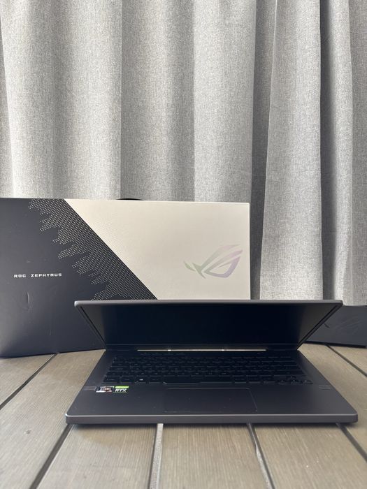 Asus ROG Zephyrus G14 - Portátil Gaming