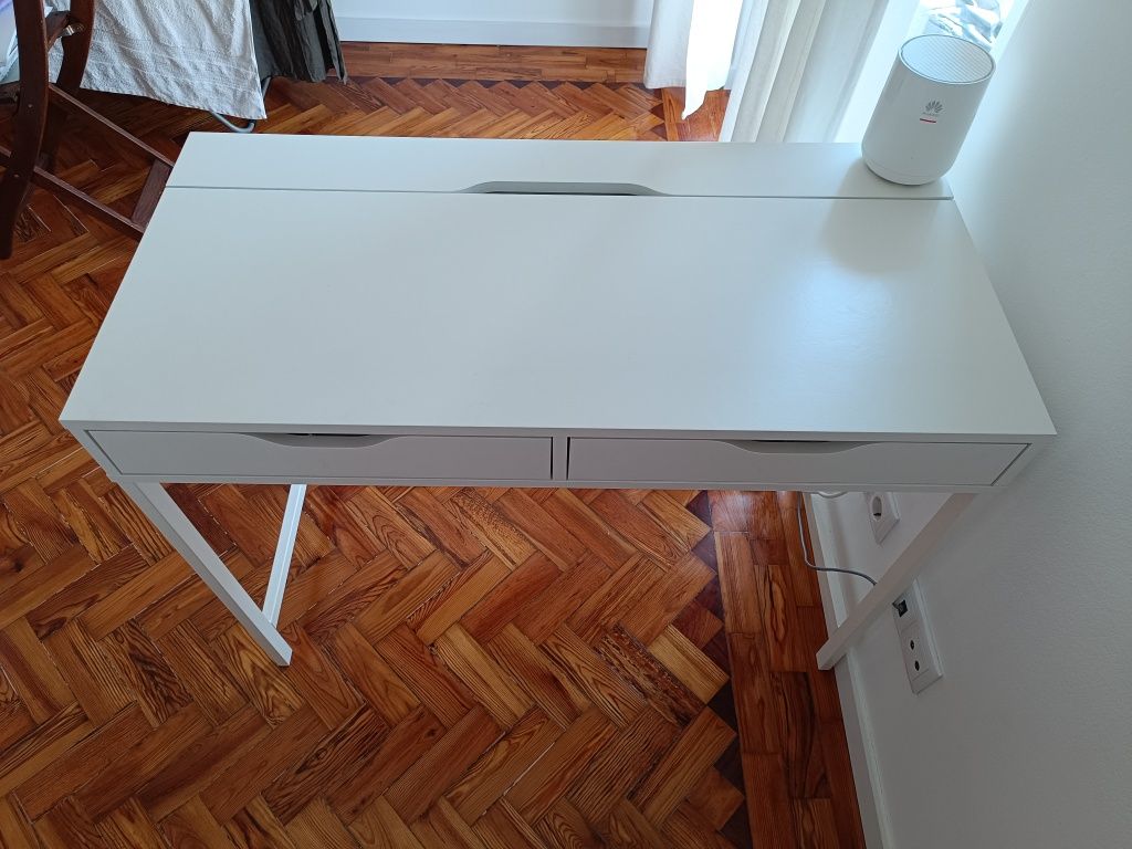 Secretaria Branca IKEA Alex