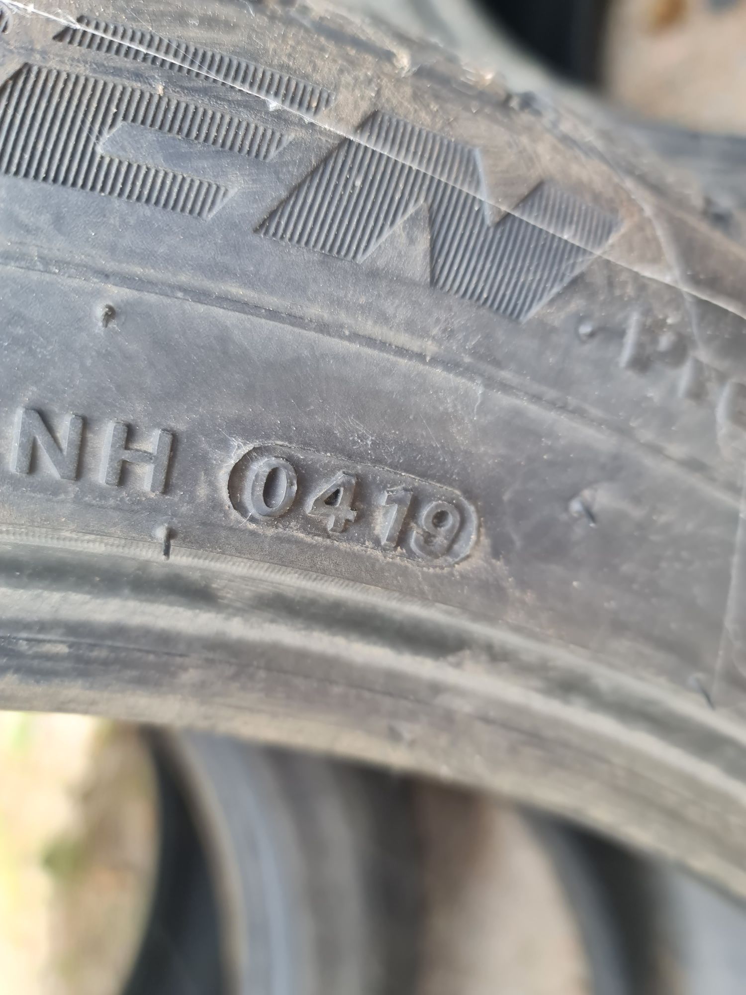 Kumho Crugen Premium 245/45 R19