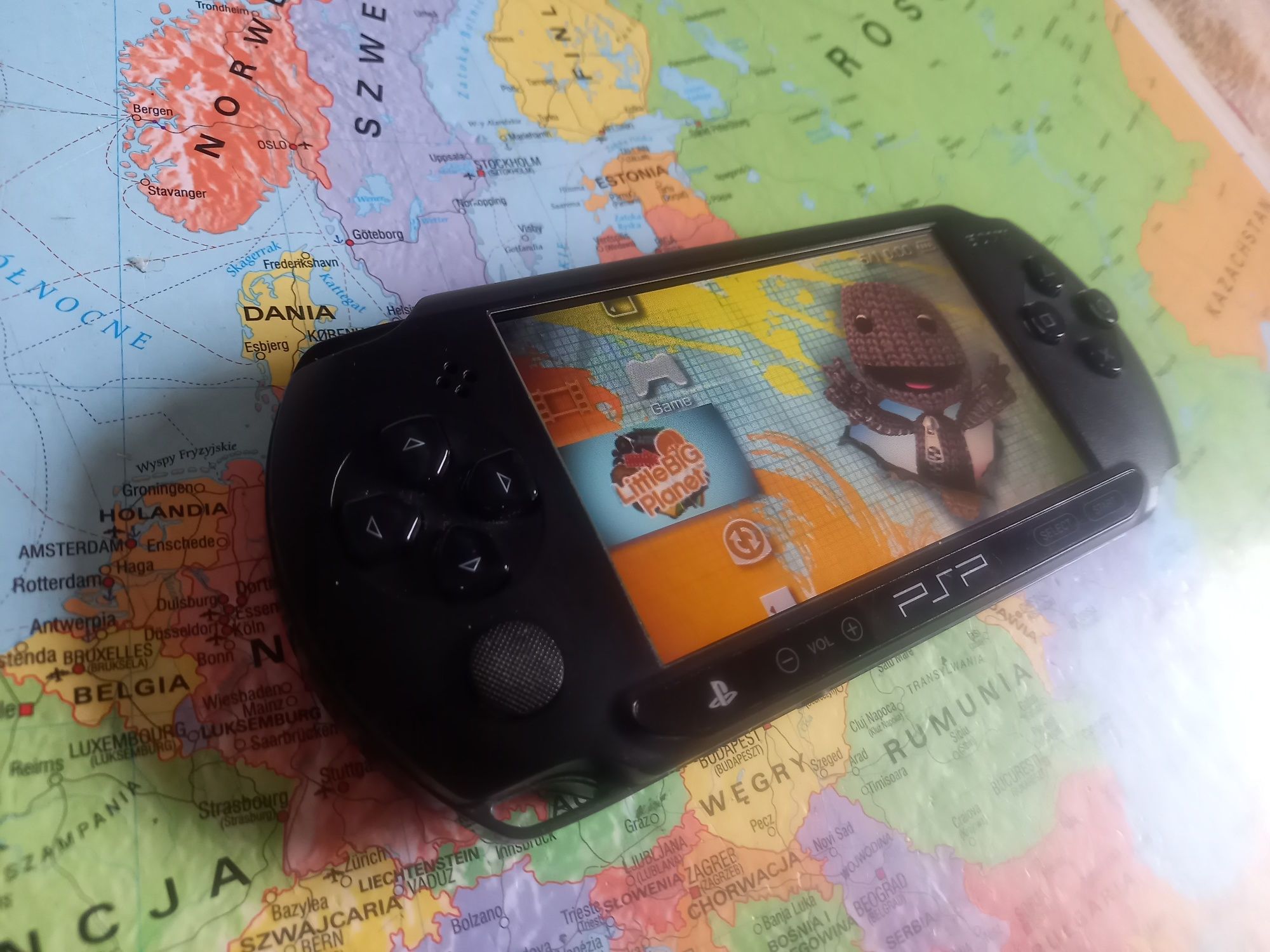 Konsola Sony psp Street 1004 4gb 25 gier