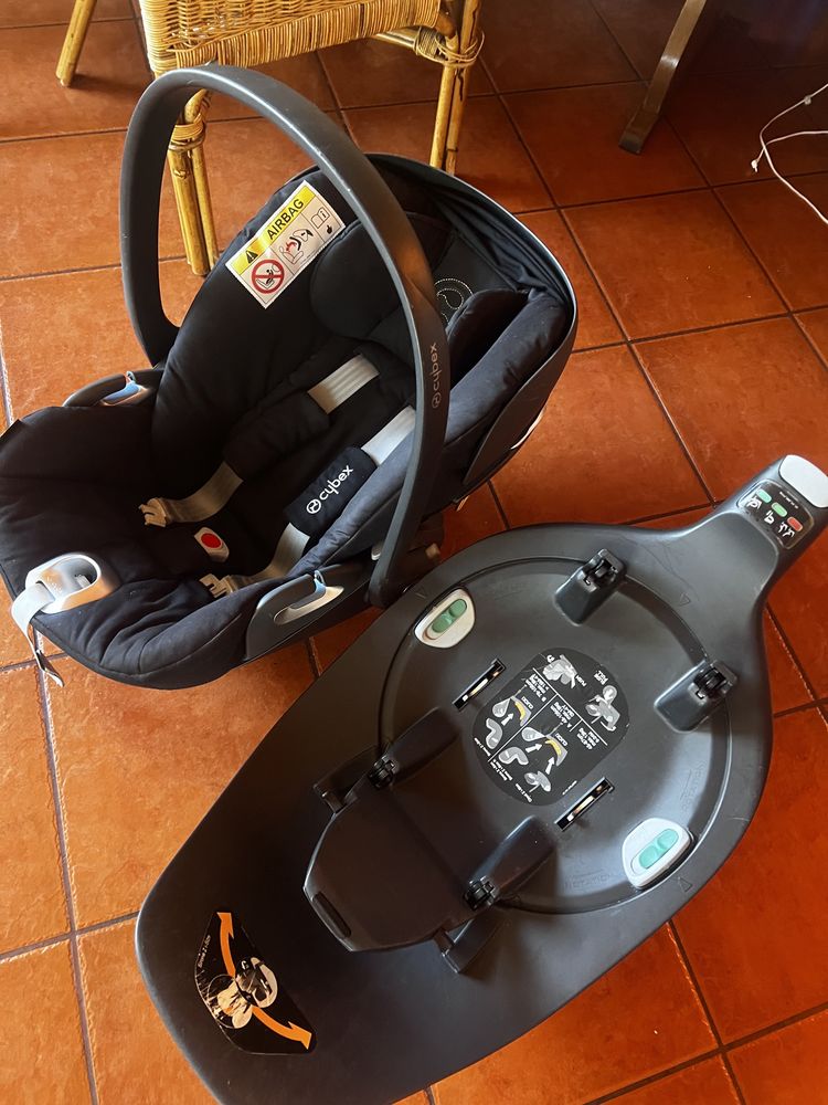 Fotelik samochodowy z bazą Cybex Cloud Z i-Size 0-13kg czarny