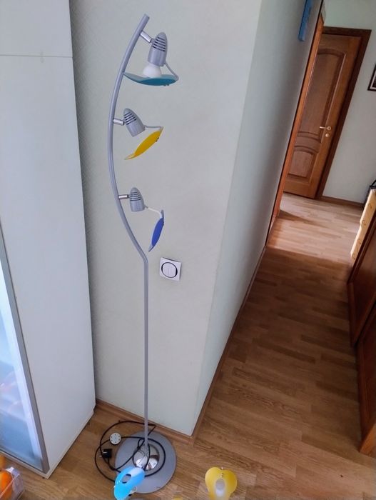 Продам торшер,потолочный светильник и бра б/у