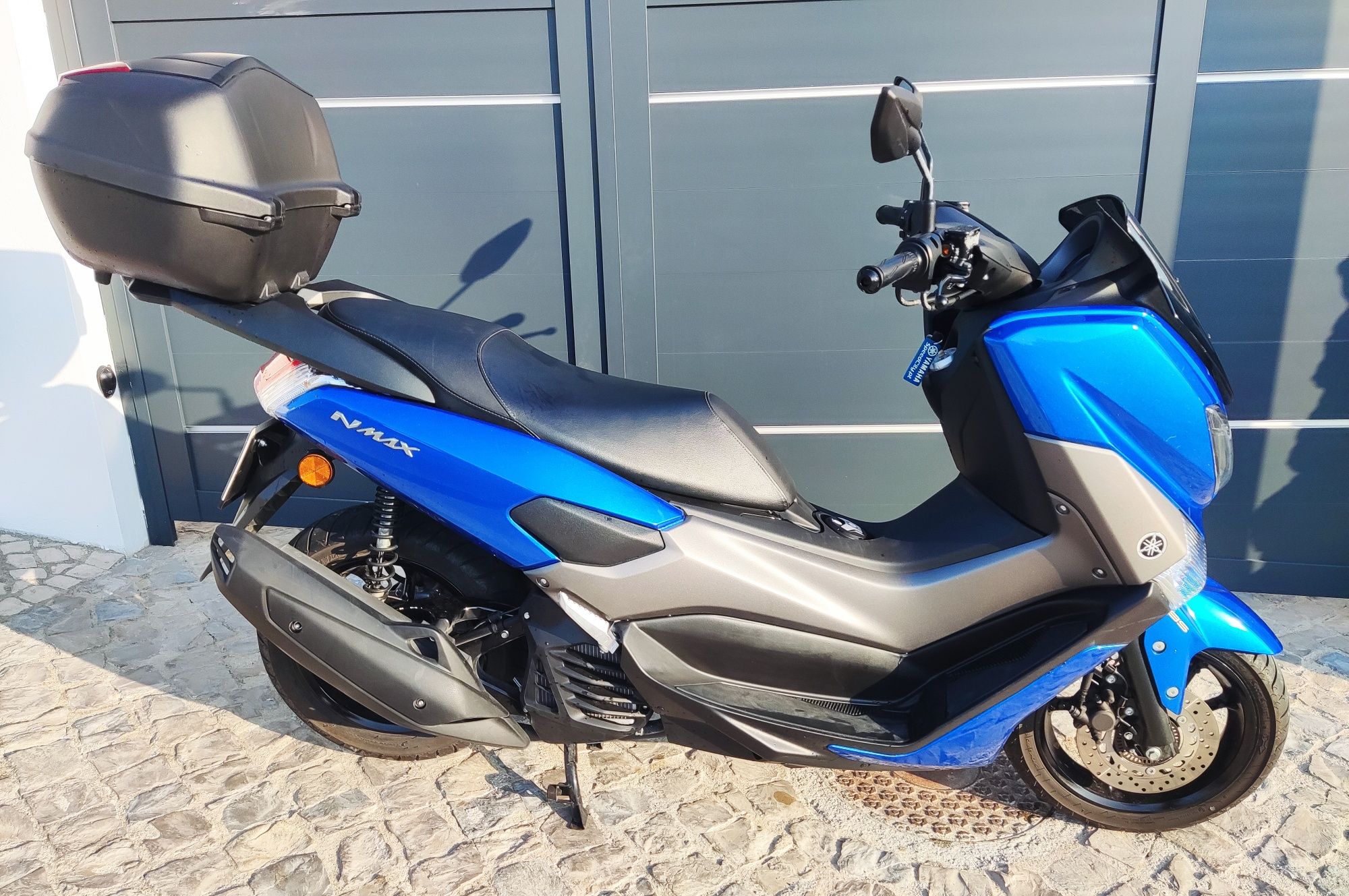 Yamaha nmax 125 NOVA + topcase Yamaha